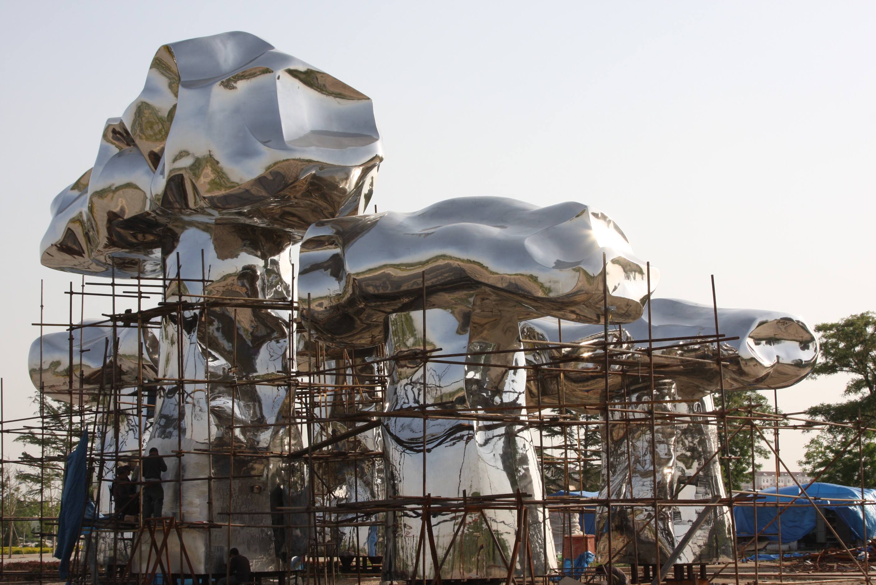 做不銹鋼雕塑鄭州哪個雕塑廠家比較專業(yè)(圖1) 做不銹鋼雕塑鄭州哪個雕塑廠家比較專業(yè)(圖1)