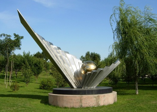 為什么會選擇鄭州雕塑廠家(圖1) 為什么會選擇鄭州雕塑廠家